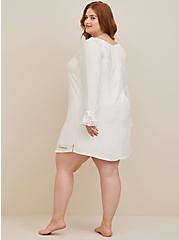 Plus Size Outlander White Sassenach Night Gown, BRIGHT WHITE, alternate