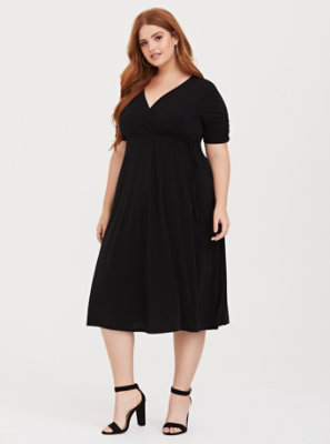 Plus Size - Black Ruched Satin Wrap Dress - Torrid