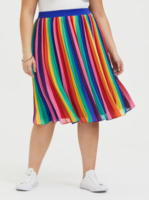 pleated swing skirt