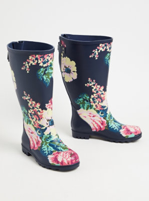 wide width rain boots canada