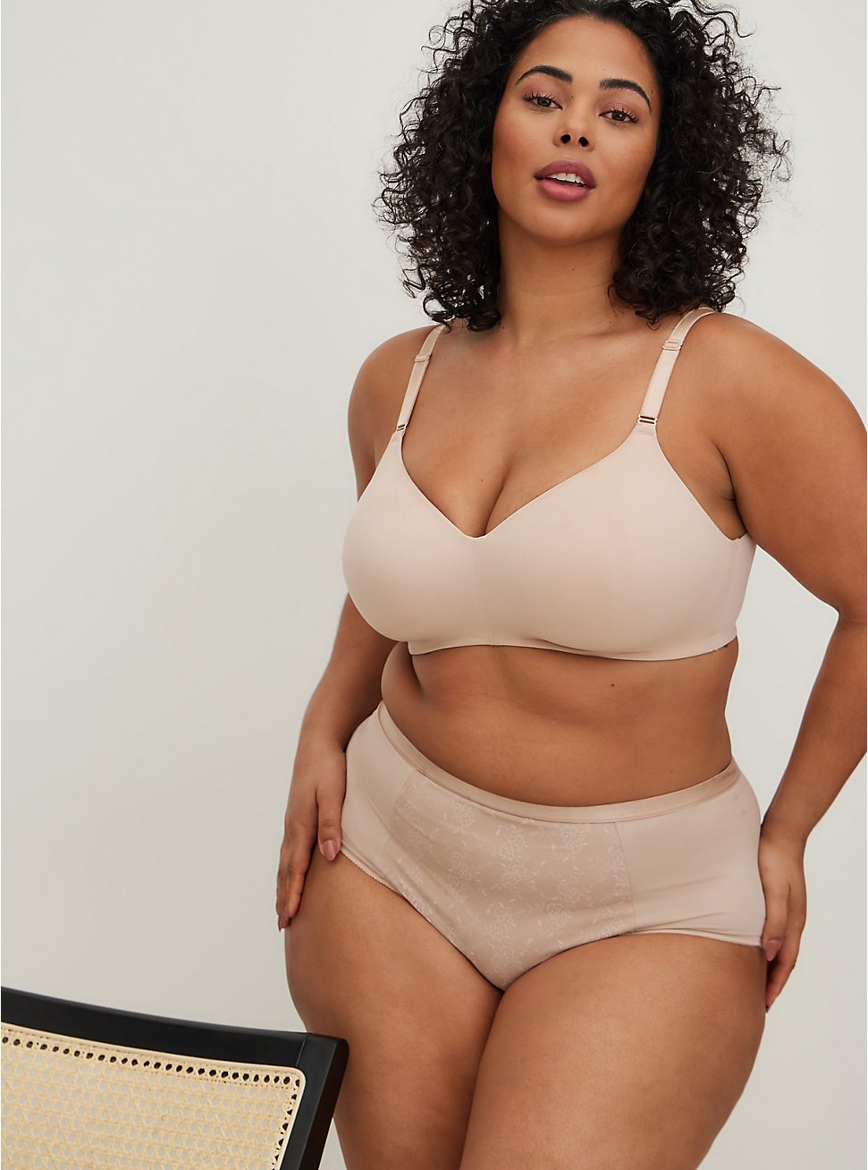Beige 360° Back Smoothing™ Lightly Lined Everyday Wire-Free Bra, ROSE DUST, hi-res
