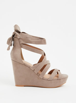 white wide width wedges