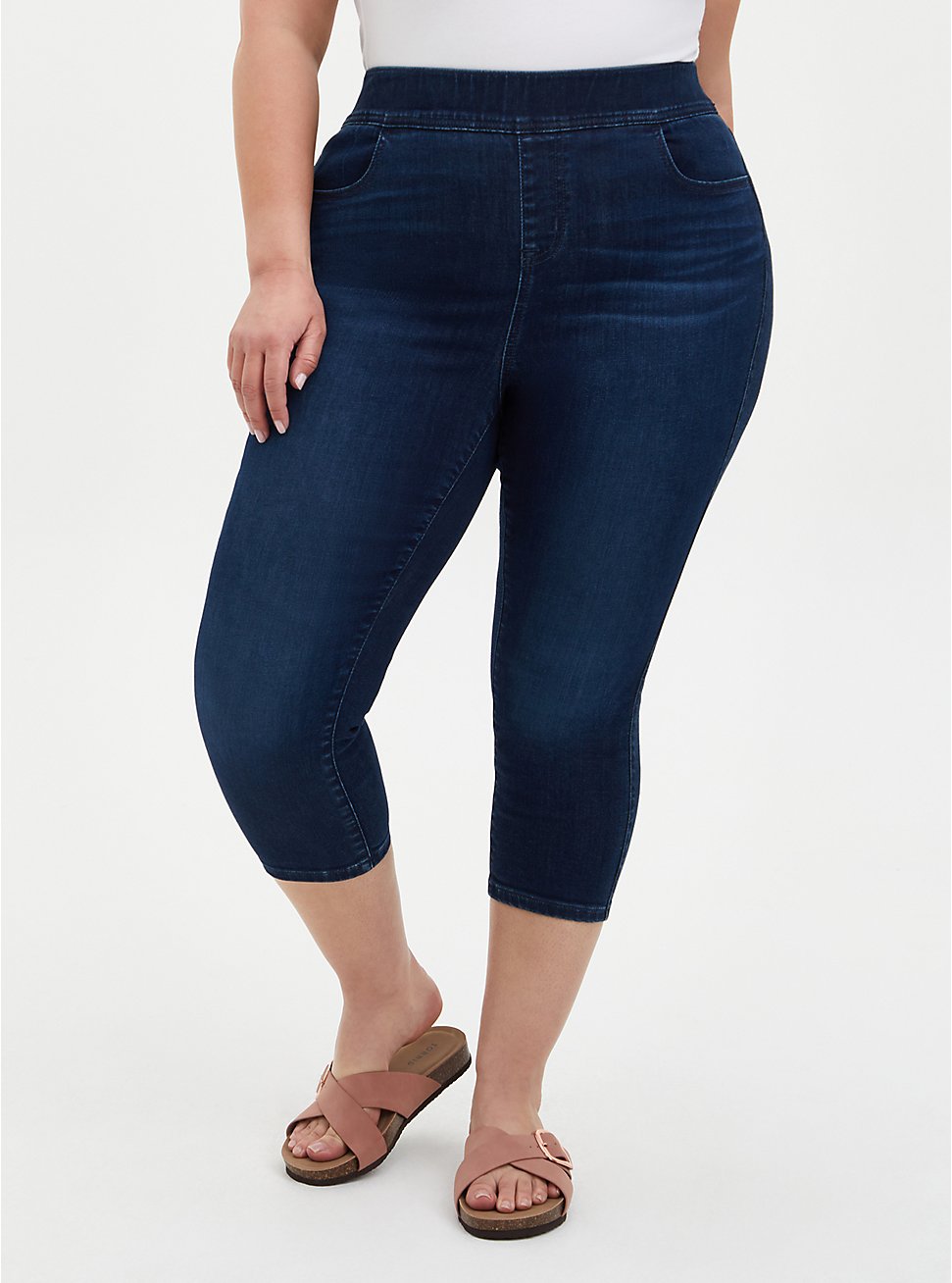 Plus Size - Crop Lean Jean - Super Soft Dark Wash - Torrid