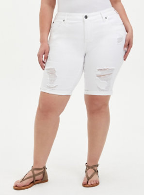 Torrid Mid Rise Bermuda Short - Vintage Stretch White - 14922778