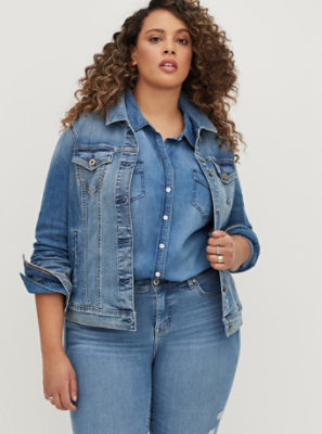 Plus Size - Trucker Jacket - Denim Light Wash - Torrid