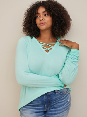 lace shirttail top